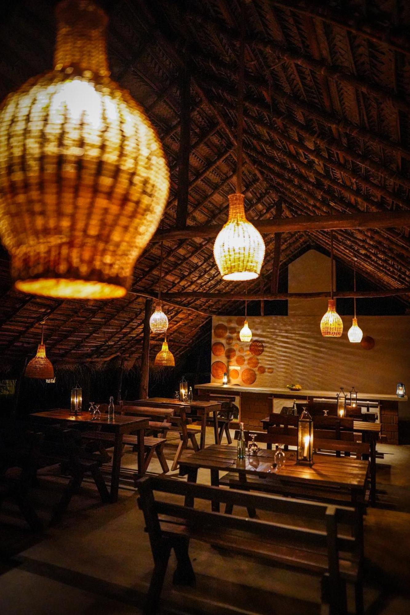 River Glamping By Gaga Bees อุดาวาลาเว ภายนอก รูปภาพ