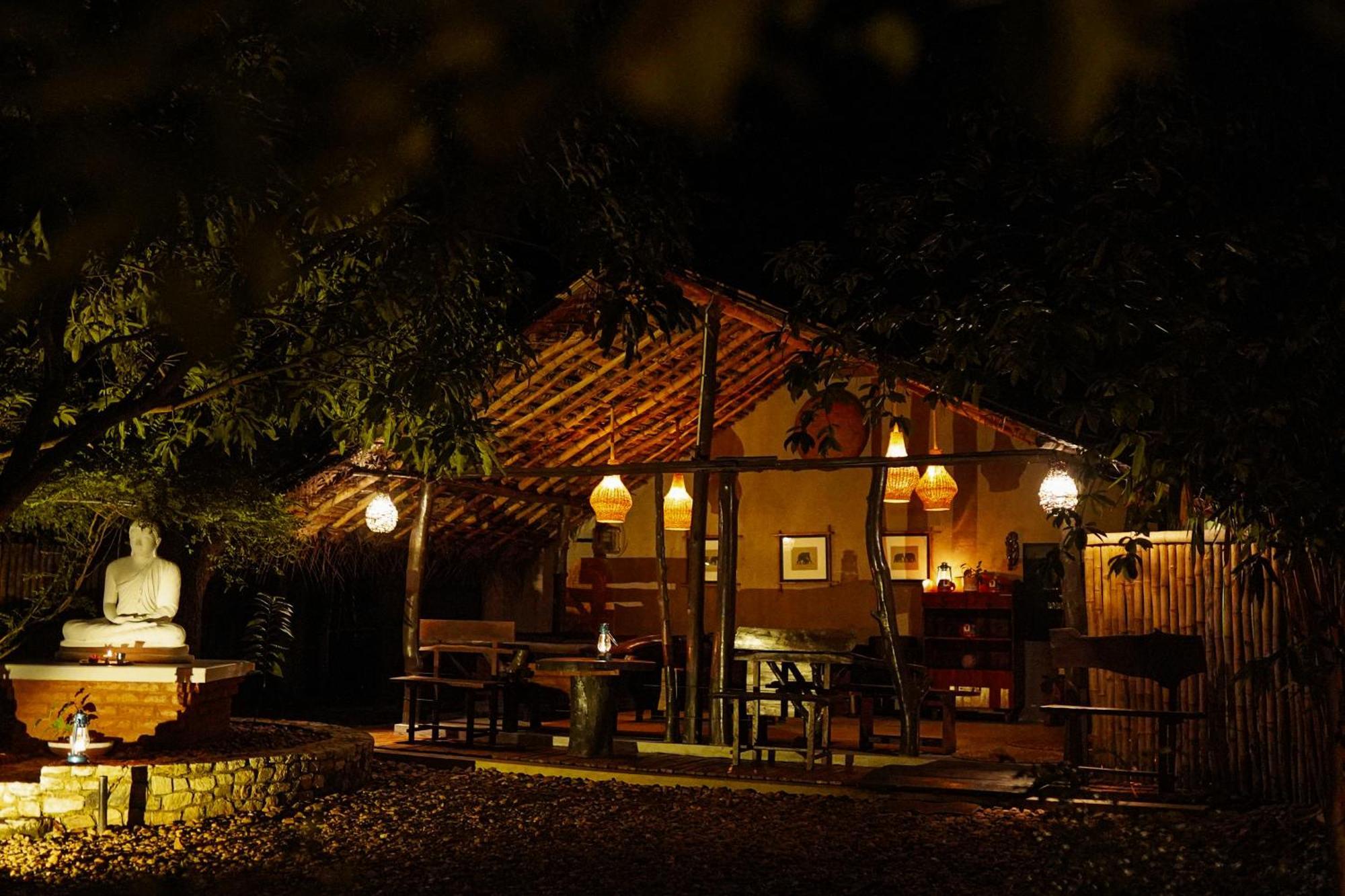 River Glamping By Gaga Bees อุดาวาลาเว ภายนอก รูปภาพ