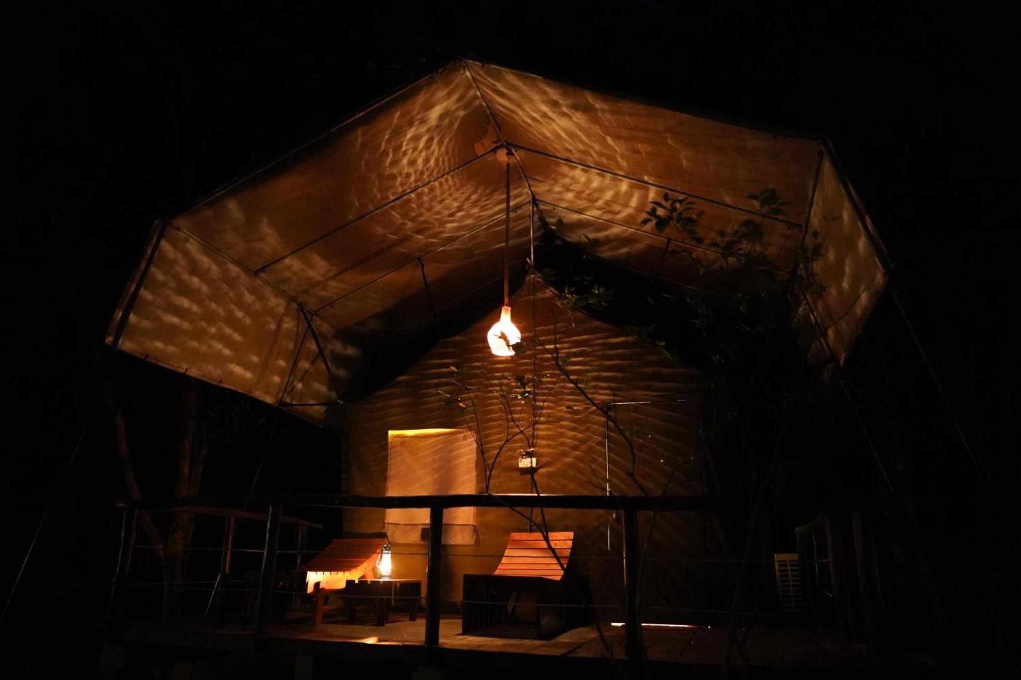 River Glamping By Gaga Bees อุดาวาลาเว ภายนอก รูปภาพ